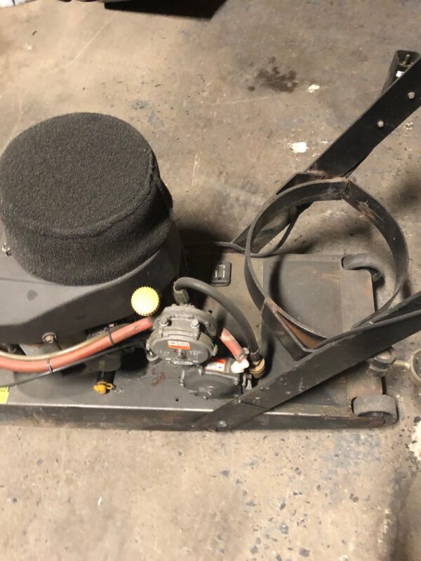 Used Aztec 21" Reliant Propane Buffer Burnisher BF 21 0113119 - 1