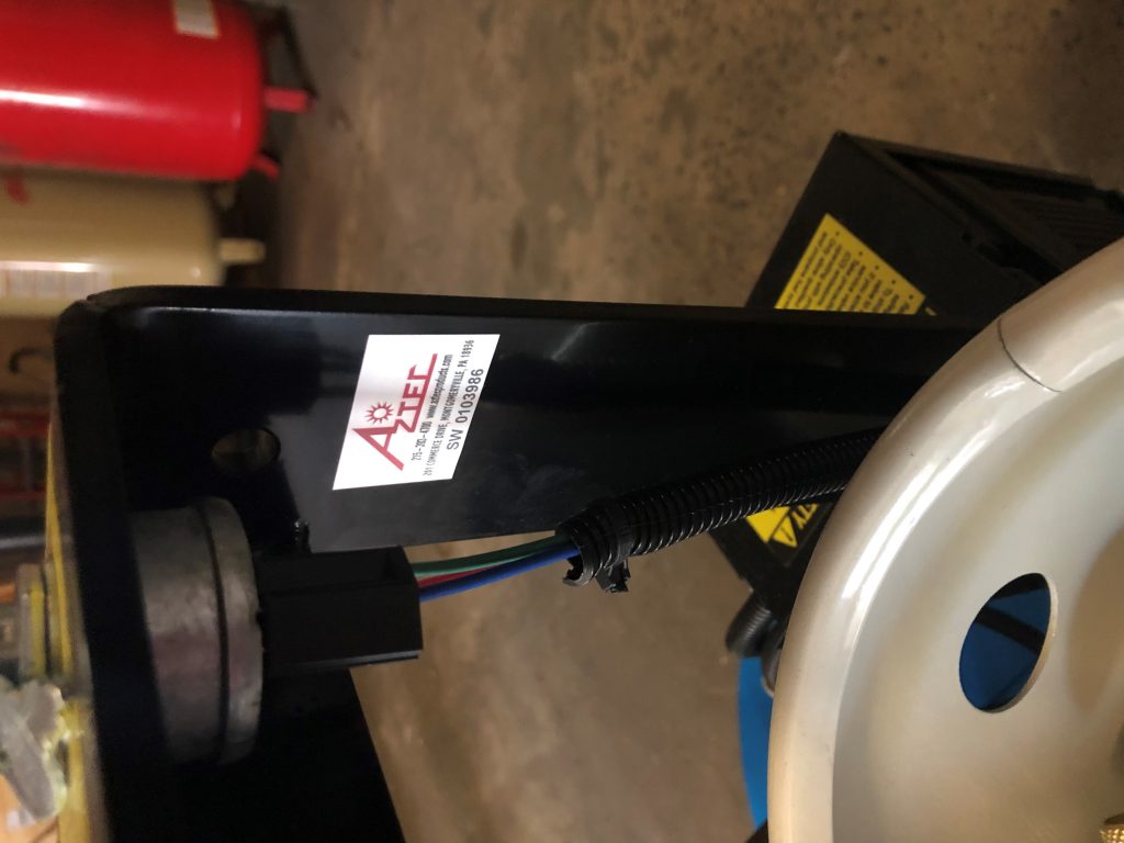 Refurbished Aztec Sidewinder Floor Stripper 30″ 010 3986 – 2 | Aztec
