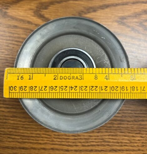 CENTER PAN PULLEY for the 24" / 30" SIDEWINDER Floor Stripper - Image 2